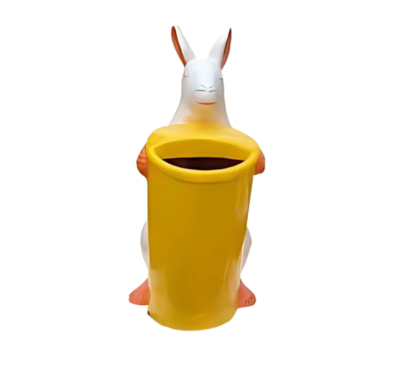 Dustbin